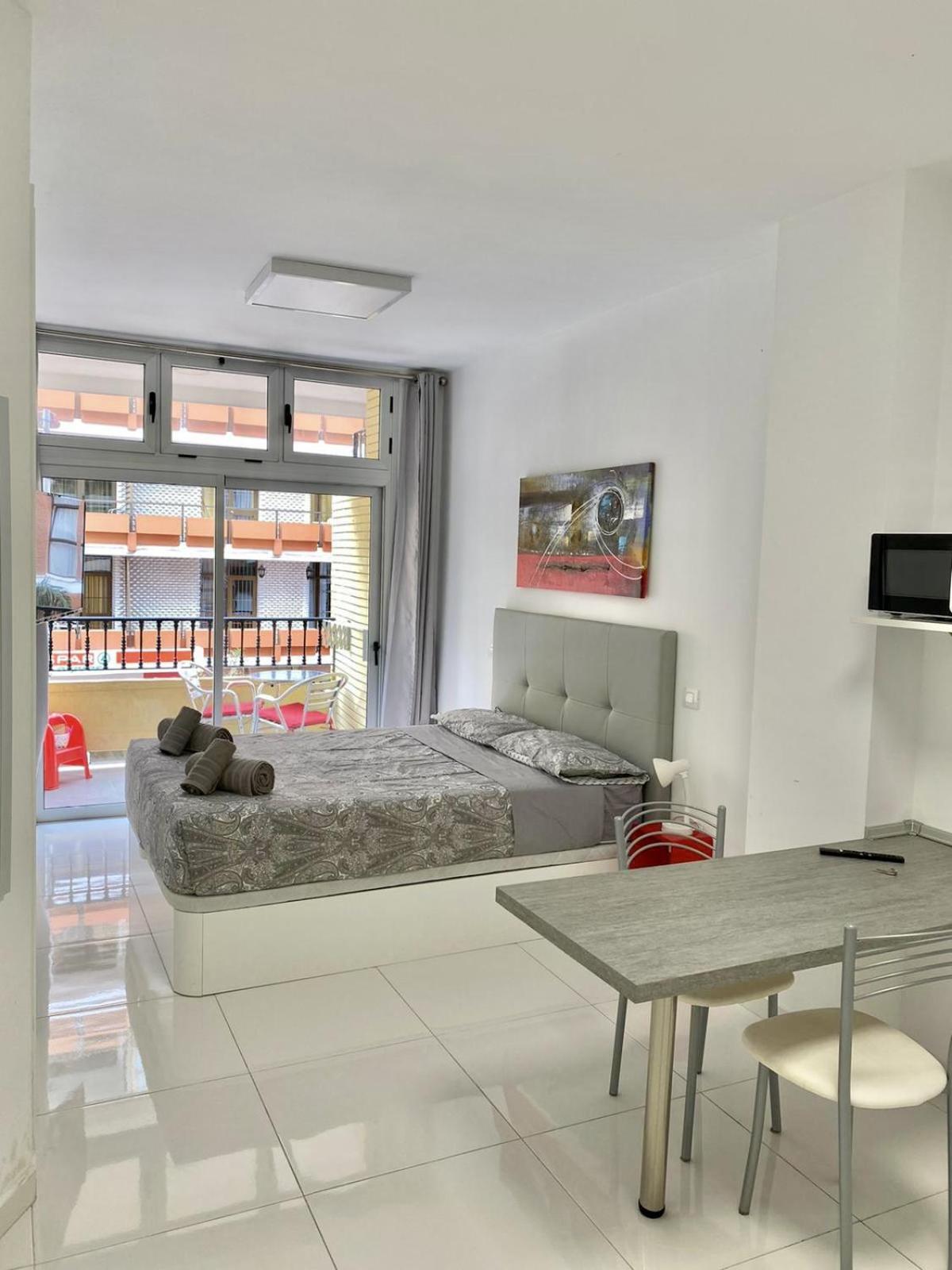 Estudio Cerca De Canteras Apartment *